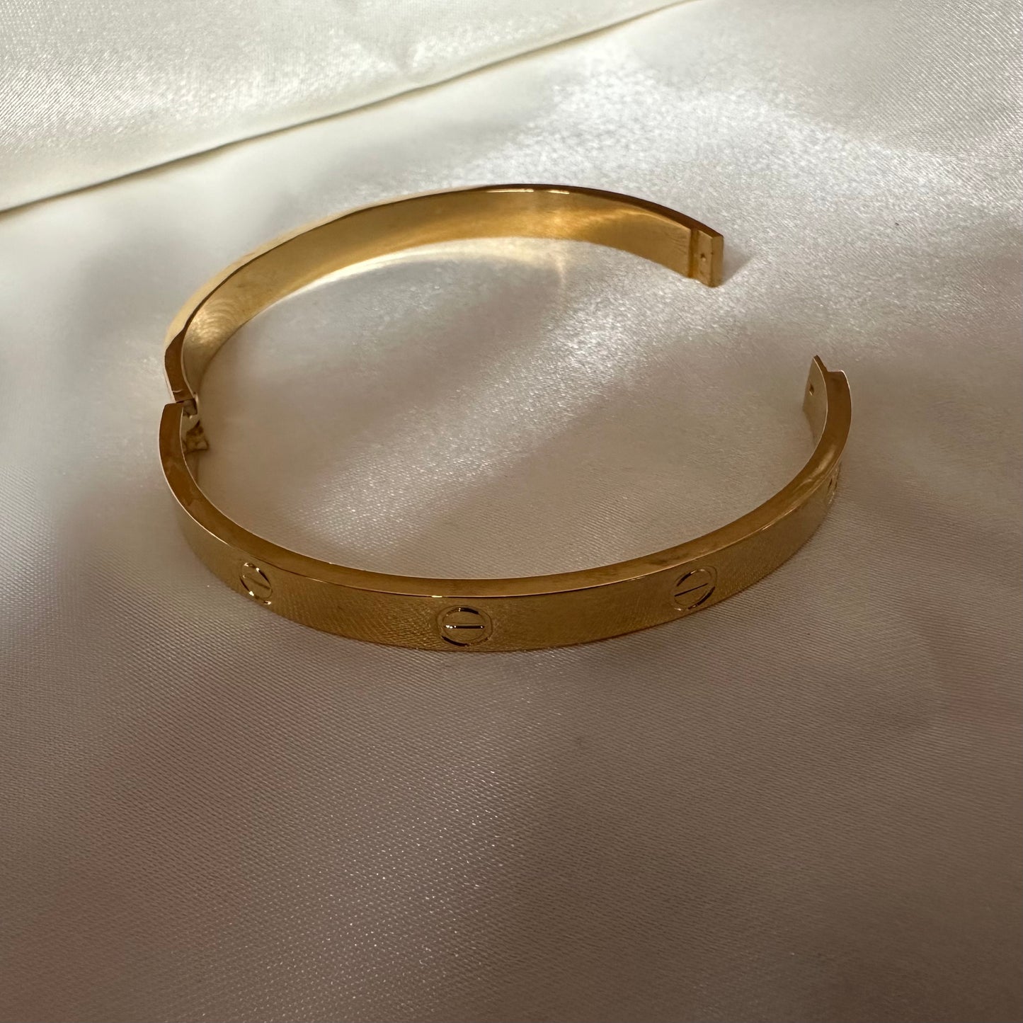 Intricate Gold Bangle/ Bracelet