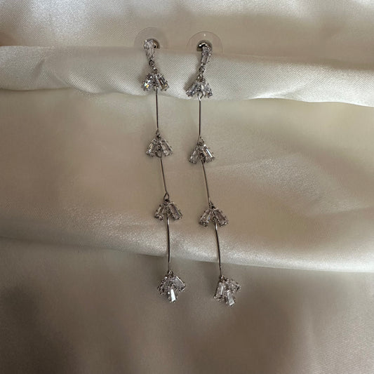 Leaf Rhinestone Earrings